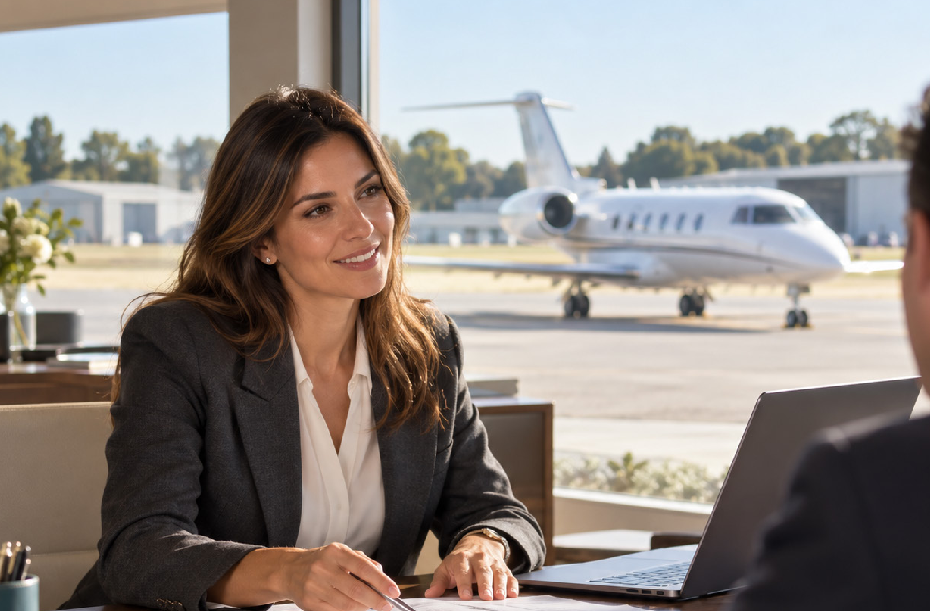 Digital Air advisor coordinating a private flight